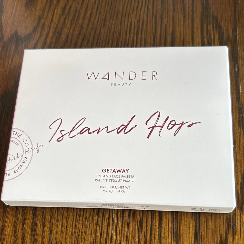 Wander Beauty Island Hop Getaway Eye & Face Palette 9.7 g Travel Makeup Palette
